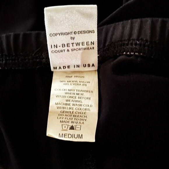 In Between Court and Sportswear Tennis Athletic Shorts - Size Medium - Picture 9 of 11